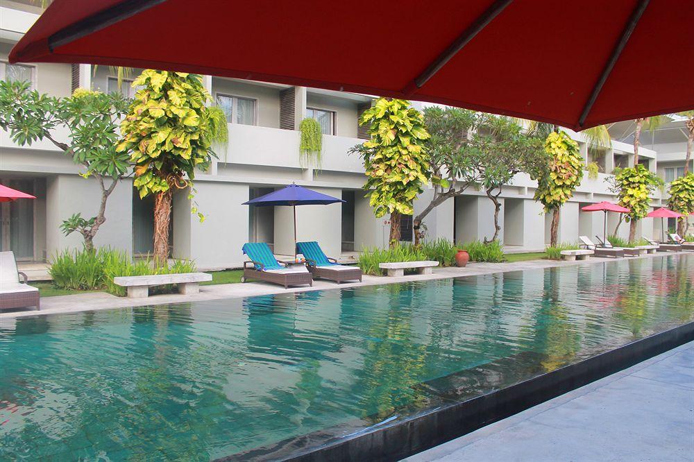 Oyo Flagship 760 Oasis Kuta Hotel Kuta  Exterior photo